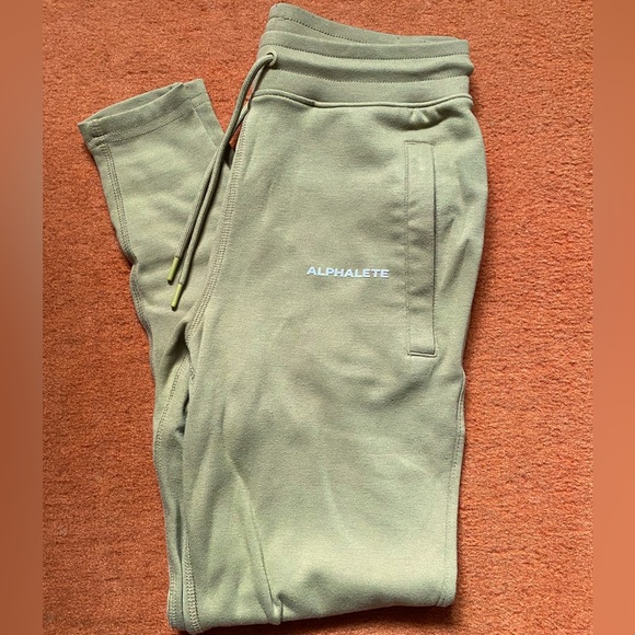 Alphalete Core Jogger Green Tea Size S - Picture 1 of 10